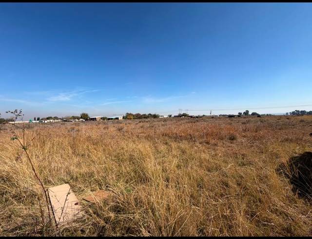 LAND FOR SALE IN NELSONIA